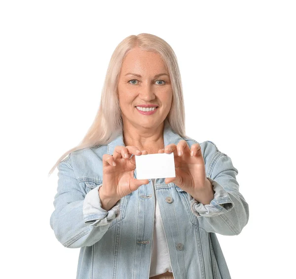 Volwassen Vrouw Met Blanco Visitekaartje Witte Achtergrond — Stockfoto