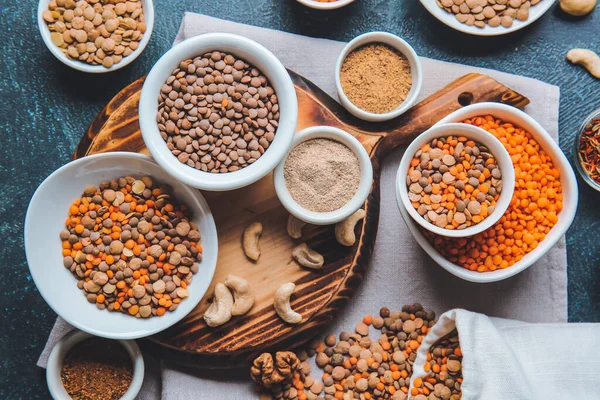 Different Raw Lentils Spices Dark Background — Stock Photo, Image
