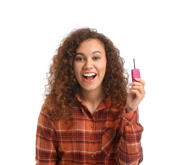 Junge Frau Mit Autoschlüssel Auf Weißem Hintergrund — Stockfoto