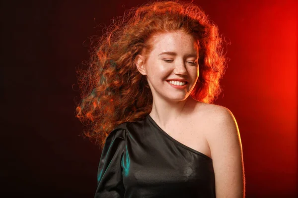 Portrait Beautiful Redhead Woman Dark Background — Stock Photo, Image