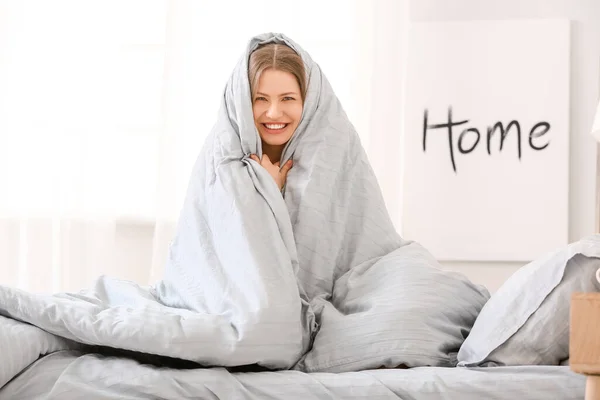 Morning Beautiful Young Woman Wrapped Blanket Bedroom — Stock Photo, Image