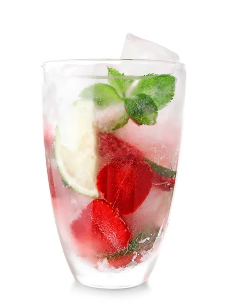 Glas Frische Erdbeer Limonade Auf Weißem Hintergrund — Stockfoto