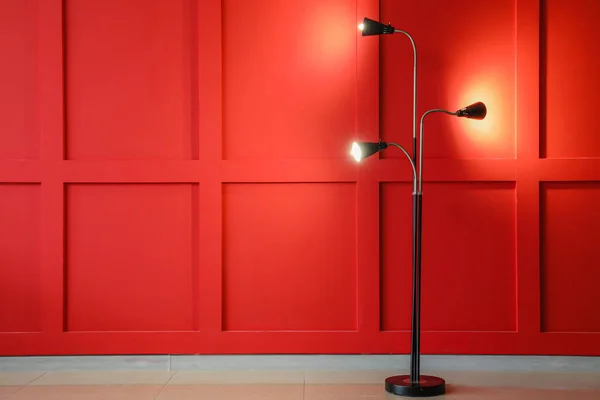 Stylish Lamp Color Wall Room — Stock Photo, Image