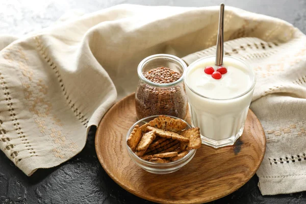 Glass Yogurt Cookies Flax Seeds Dark Background — Stock Photo, Image