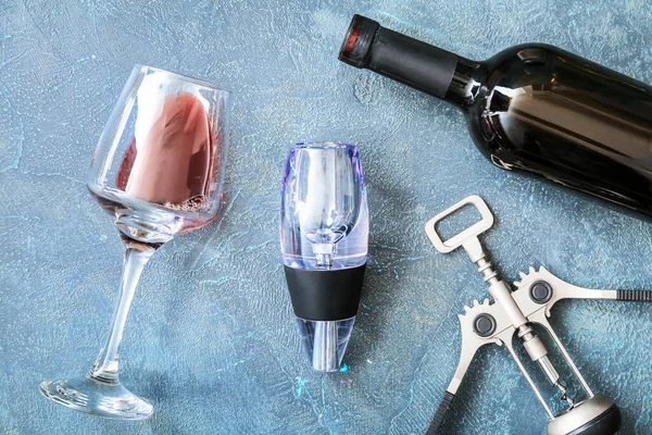 Wine Aerator Bottle Glass Color Background — Stock Photo, Image