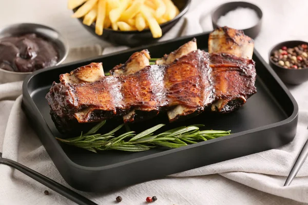 Tasty Beef Short Ribs Plate — Stock Photo, Image