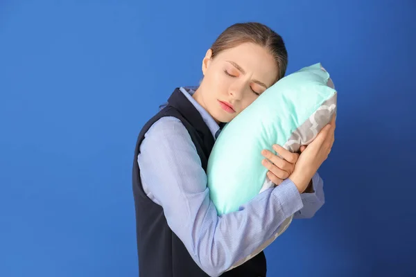 Tired Woman Pillow Color Background Concept Sleep Deprivation — Stock Photo, Image