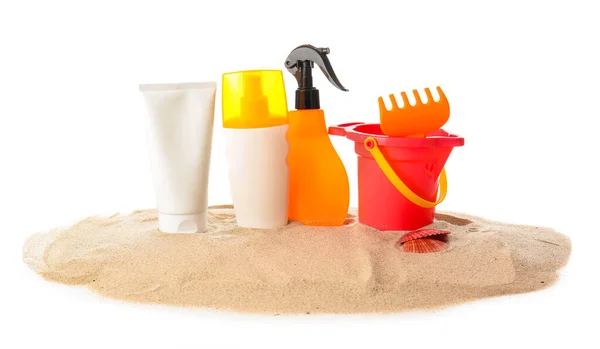 Sunscreen Cream Beach Sand Toys White Background — Stock Photo, Image