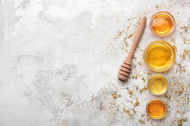 Masada tatlı ballı kompozisyon