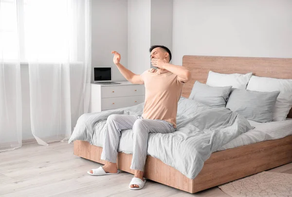 Young Man Suffering Sleep Deprivation Bedroom — Stock Photo, Image