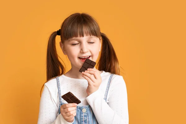 Cute Funny Girl Chocolate Color Background — Stock Photo, Image