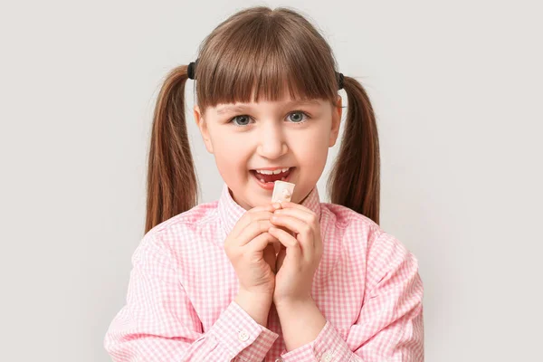 Cute Funny Girl Chocolate Light Background — Stock Photo, Image