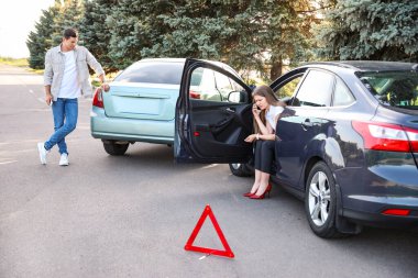 Trafik kazasından sonra stresli sürücüler