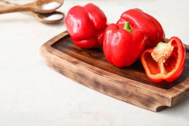 Masada kırmızı dolma biber