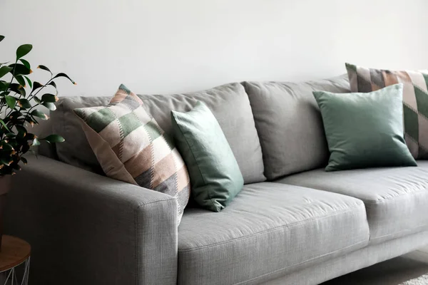 Bequemes Sofa Modernen Zimmer — Stockfoto