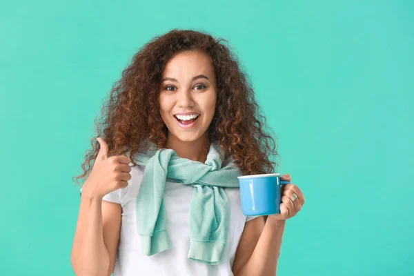 Beautiful Young African American Woman Hot Tea Showing Thumb Color — Stock Photo, Image
