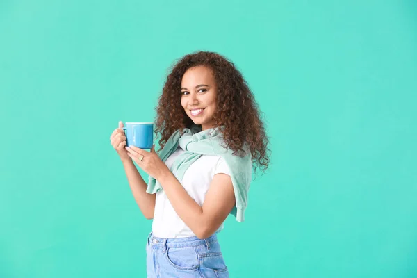 Beautiful Young African American Woman Hot Tea Color Background — Stock Photo, Image