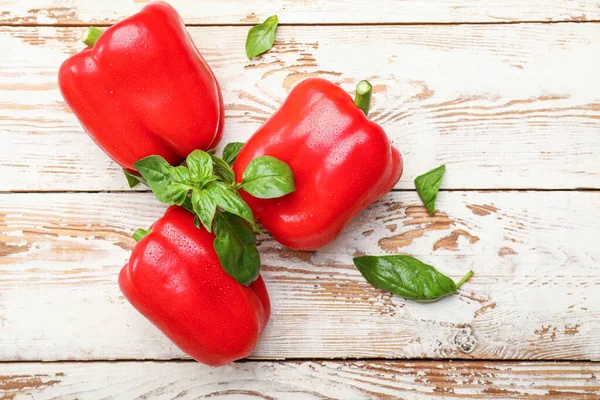 Red Bell Pepper Wooden Background — Stock Photo, Image