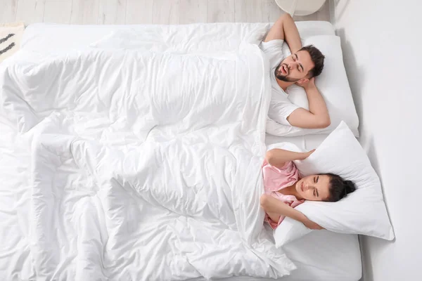 Young Couple Sleeping Bed Top View — Stock Photo, Image