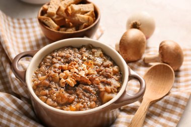 Lezzetli mercimek çorbası.