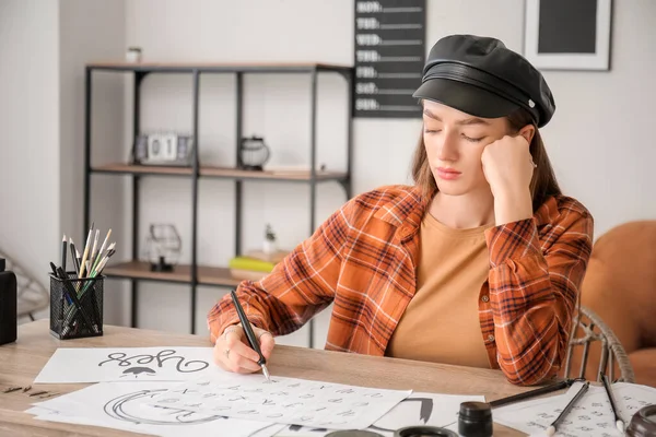 Female Calligraphist Working Office — Stock Photo, Image