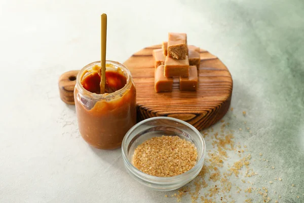 Composition Sweet Caramel Sugar Table — Stock Photo, Image