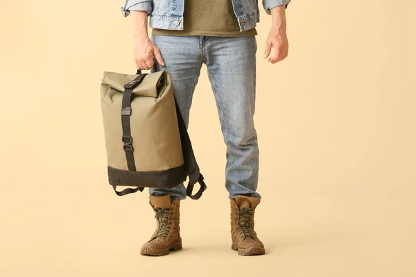 Man Backpack Color Background — Stock Photo, Image