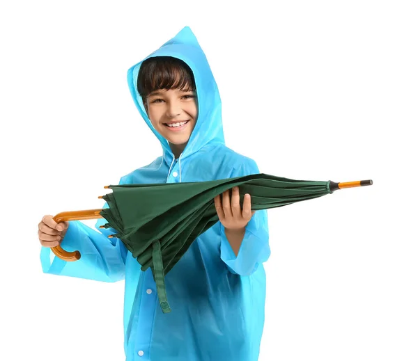 Netter Kleiner Junge Regenmantel Und Mit Regenschirm Auf Weißem Hintergrund — Stockfoto