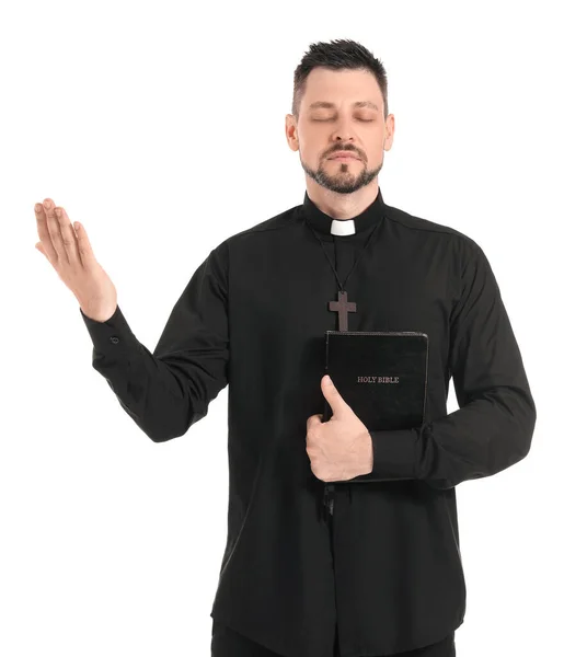 Schöner Priester Auf Weißem Hintergrund — Stockfoto