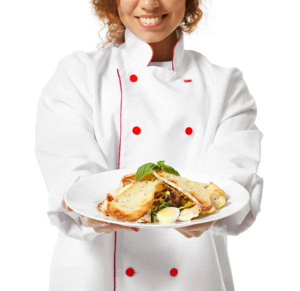 Žena Afroamerický Kuchař Chutným Pokrmem Bílém Pozadí — Stock fotografie