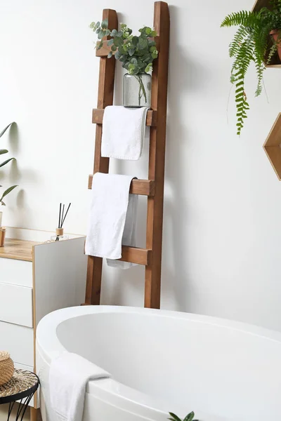 Interior Modern Light Bathroom — Stock Photo, Image