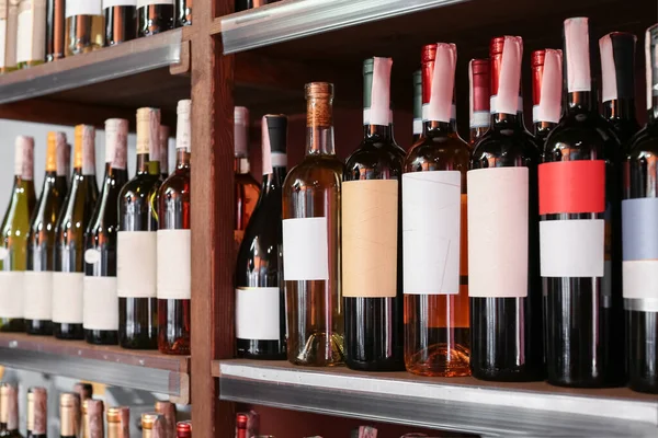 Rack Bottles Wine Store — Stock Photo, Image