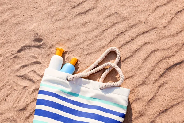 Bag Sunscreen Cream Beach — Stock Photo, Image