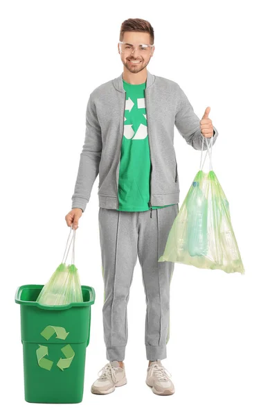 Hombre Camiseta Con Cartel Reciclaje Basura Sobre Fondo Blanco Concepto — Foto de Stock