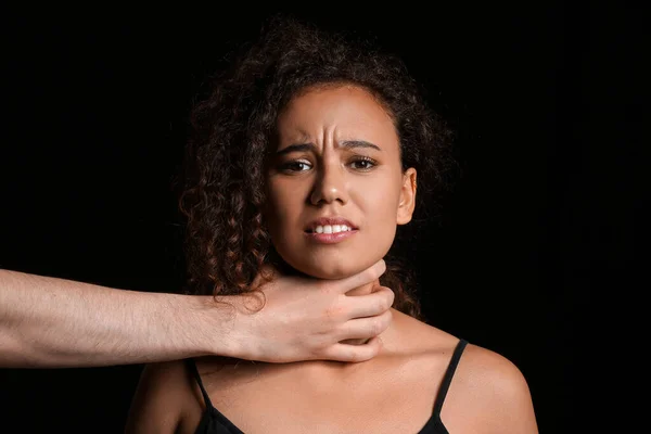 Man Strangling African American Woman Dark Background Stop Racism — Stock Photo, Image