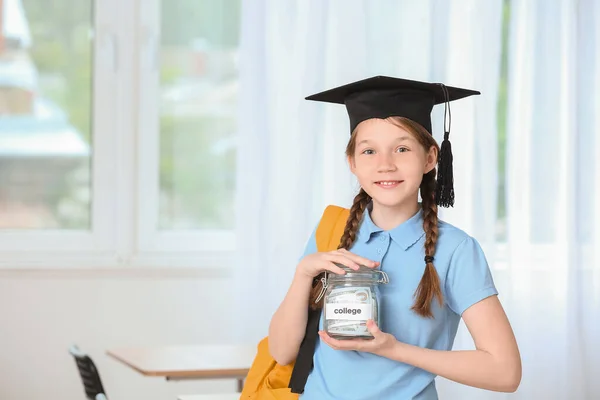 Girl Savings Education Classroom — Stock Photo, Image