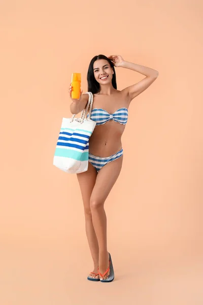 Happy Young Woman Sun Protection Cream Color Background — Stock Photo, Image
