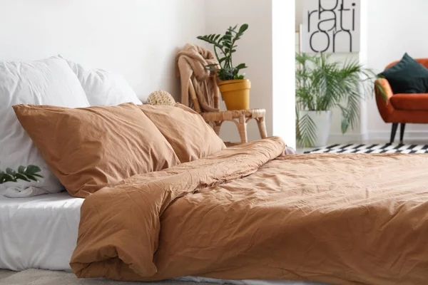 Stijlvol Interieur Van Comfortabele Slaapkamer — Stockfoto