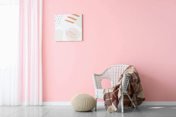 Armchair Plaid Pouf Color Wall Room — Stock Photo, Image