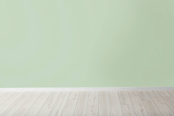 Color wall in empty room