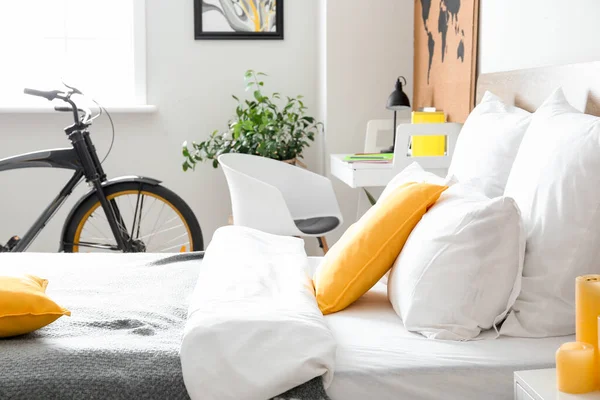 Stylish Interior Bedroom Bicycle — Stock Photo, Image