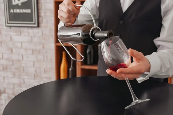Sommelier Pouring Wine Bottle Glass Cellar — Stock Photo, Image