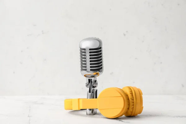 Cuffie Con Microfono Sfondo Bianco — Foto Stock