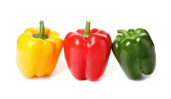 Verse Bell Peppers Witte Achtergrond — Stockfoto