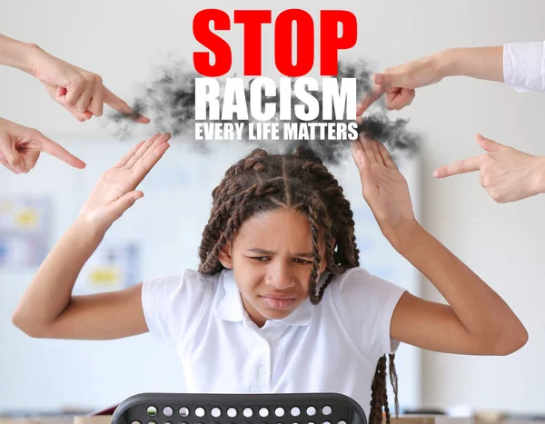 Elever Mobbar Afroamerikansk Flicka Skolan Stoppa Rasism — Stockfoto