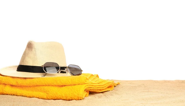 Accessoires Plage Sur Sable Sur Fond Blanc — Photo