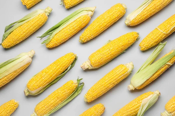 Fresh Corn Cobs Light Background — Stock Photo, Image