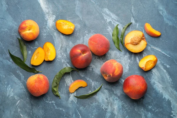 Many Ripe Peaches Color Background — Stock Photo, Image