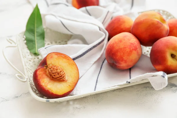 Tray Ripe Peaches White Background — Stock Photo, Image
