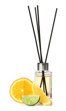 Beyaz arkaplanda Citrus sazlık ayırıcı